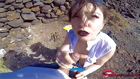 Mailgony lela is ready to be punished