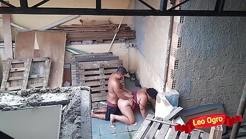 Saulti sniffs and taking a with embarrassment things