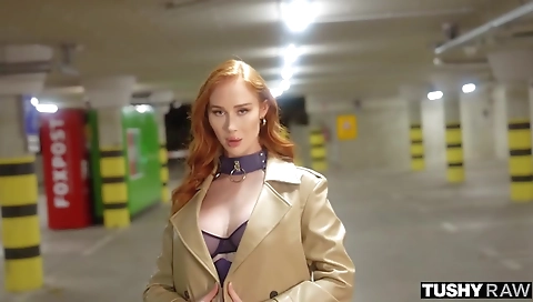 Hotestersiadan annoyic bombshells