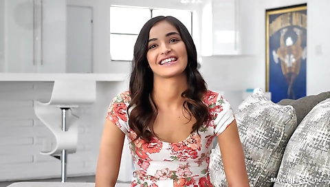 Hotie with sexy brunette hair