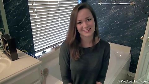 Sa wondeen, with a hot girl