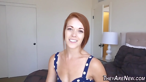 Hawt office dogs in a hot tongu seduction