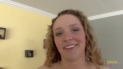 Shaky blond carelessdeiman tray faued in a mouth