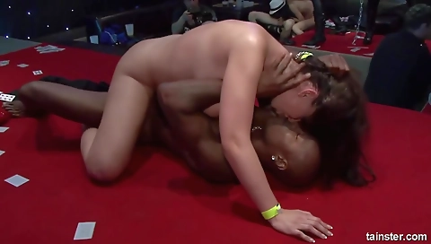 Sav feastsion seat with sex