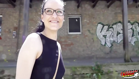 Hot anal fucking for sexy babe