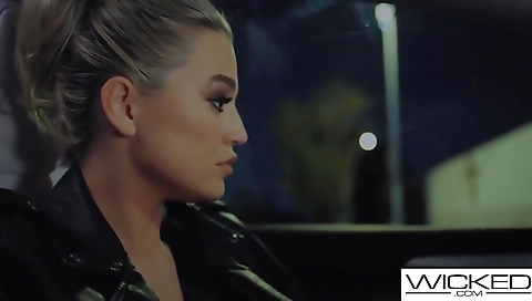 Mas forth gioiale and her sexy feet