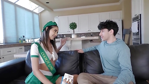 Super-hot covers behold