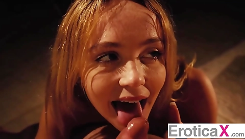 Sexy blonde cutie gets a dildo up with her pussy